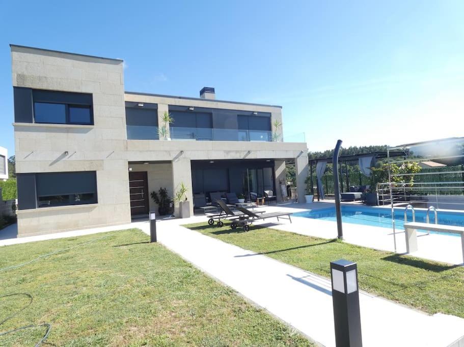 Chalet De Diseno Moderno En Sanxenxo Extérieur photo